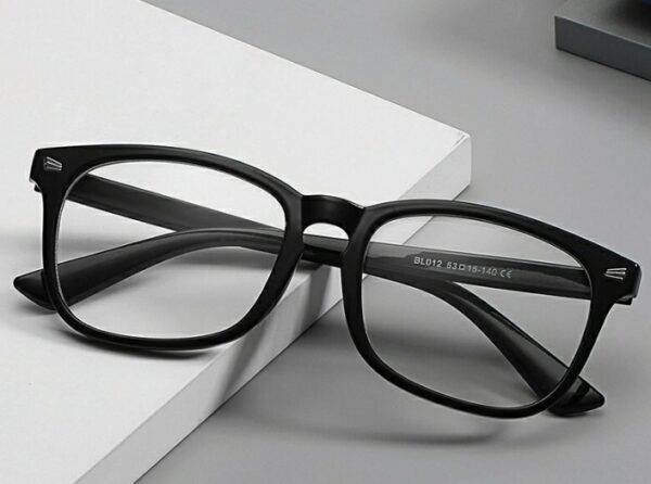 Classical  Glasses ,Premium transparent Glasses– Stylish & Versatile Eyewear For Men and Women - Image 3