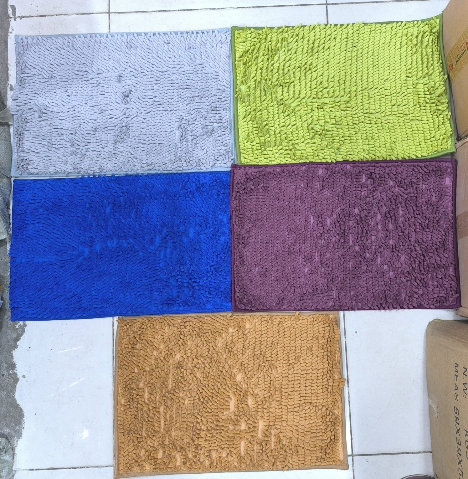 Nonslip water absorbent MicroFiber  door away mats 40x60cm (random color)